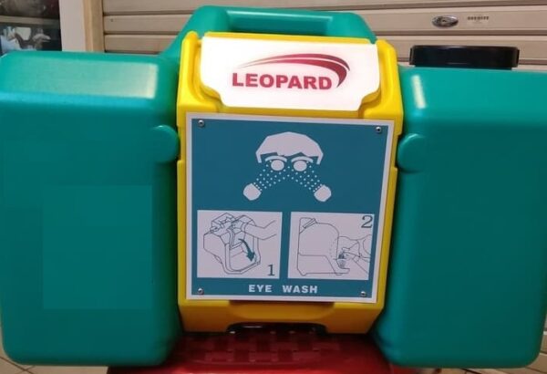 Eyewash Emergency Portable 8 Galon Leopard LP0368-20583