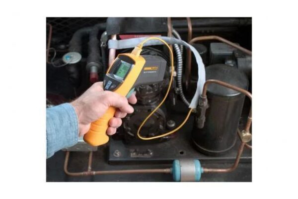 Fluke 561 Infrared & Contact Thermometer-26007