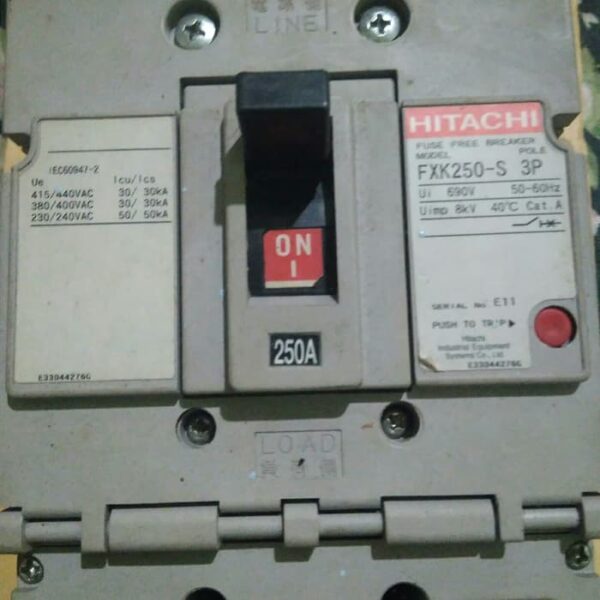 Molded Case Circuit Breakers MCCB Hitachi FXK250S-3P 250A-30265