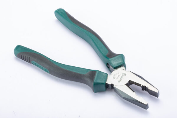 Tang Kombinasi Linesman Pliers 8" Sata 70303A-31522