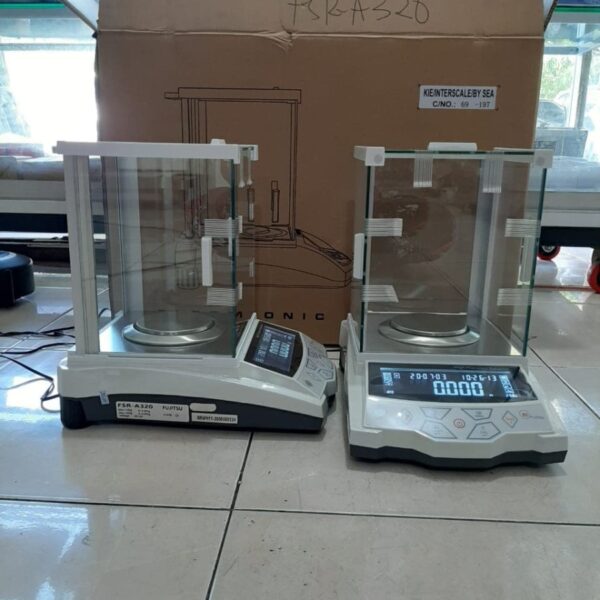 Timbangan Laboratorium Cap 300Gr Precision Balance Fujitsu FSR-A-38801